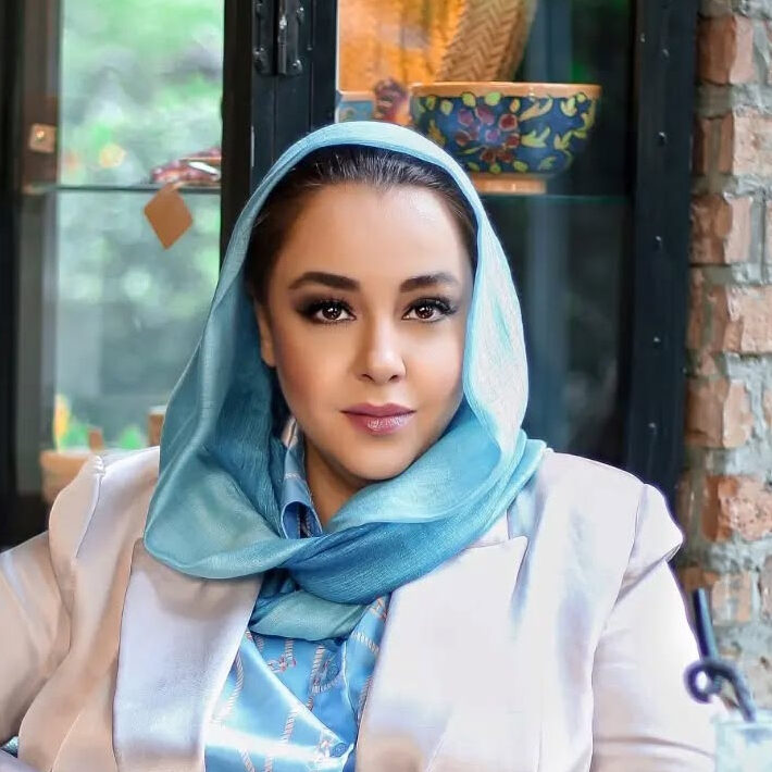 آشنایی با آرتمیس ورزنده؛ بازیگر مشق عشق و فیلم چهره به چهره آشنایی با آرتمیس ورزنده؛ بازیگر مشق عشق و فیلم چهره به چهره