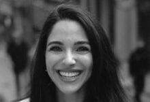 بیوگرافی بگوم آککایا