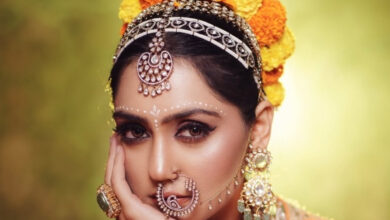 بیوگرافی آنجالی تاتراری